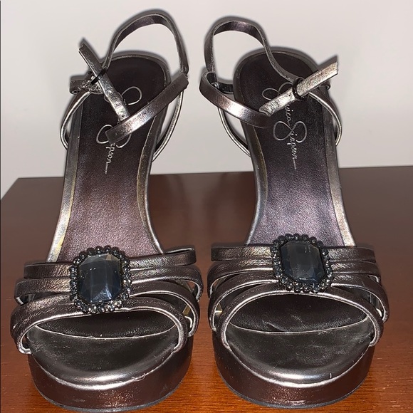 SIZE 10 WOMANS HEELS - Picture 2 of 3